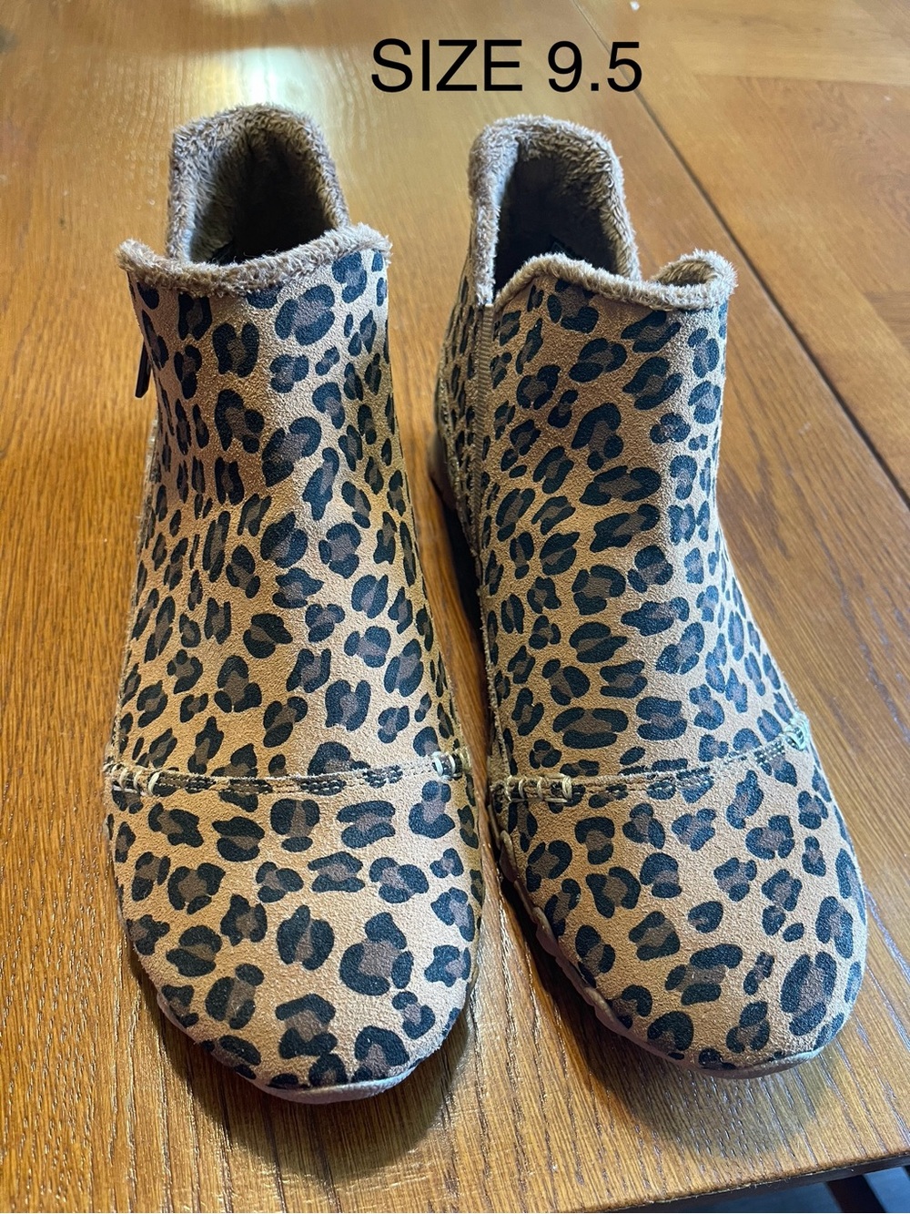 Skechers Leopard Print Ankle Booties - Tan/Black